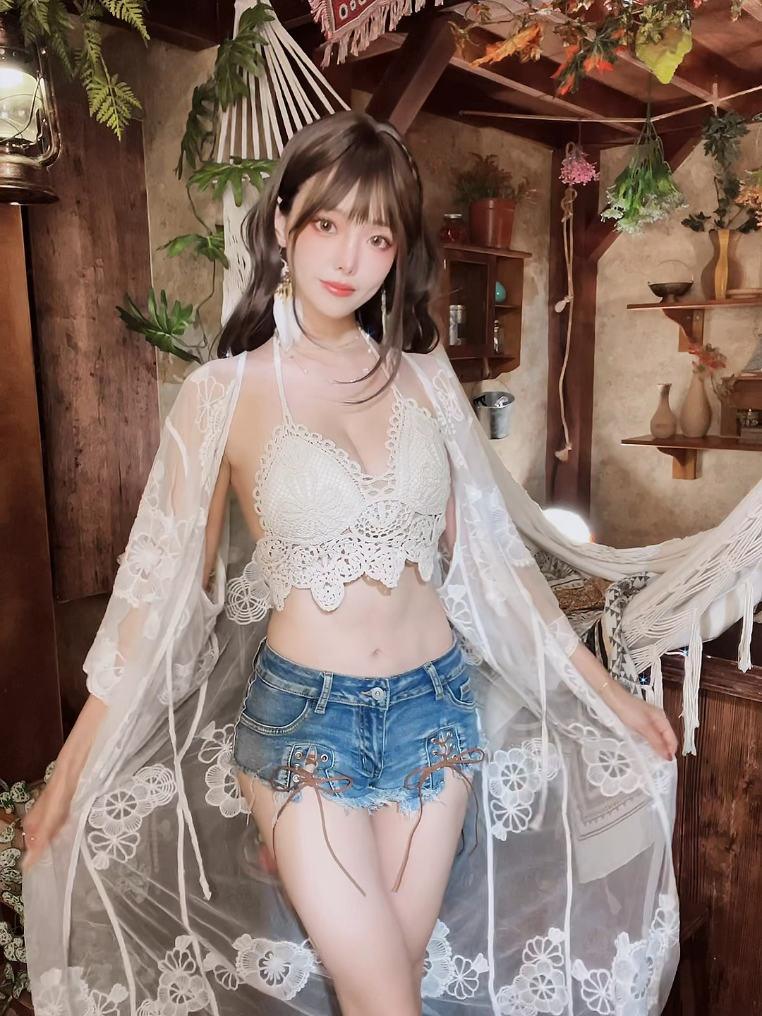 ElyEE子 - Secret Treehouse Escape-2mgame